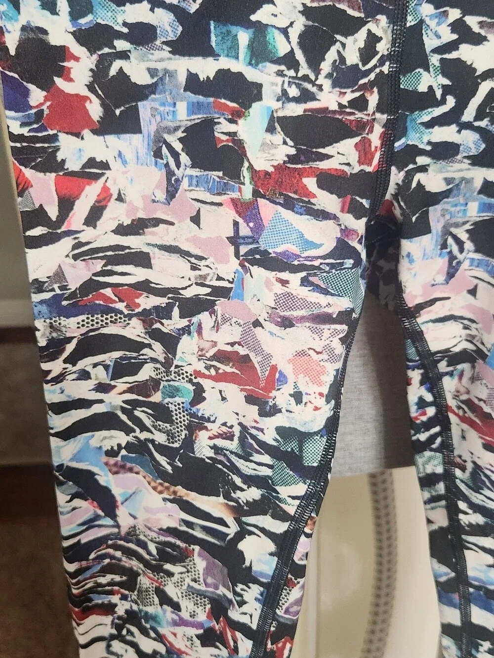 Lululemon Wunder Under High Rise Crop 17” Culture Clash Multi Black Size 4